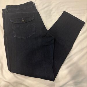 Levi’s mid rise skinny jeans size 16